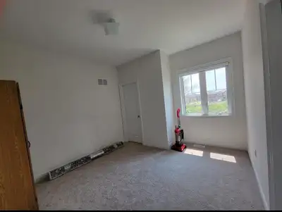 Room for Rent in Vaughan Available July 1st and Short Term Renta