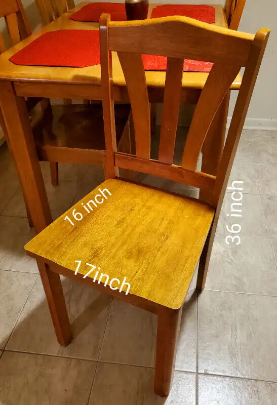 Rectangular Wood Dining Table with 4 Chairs in Dining Tables & Sets in City of Toronto - Image 3