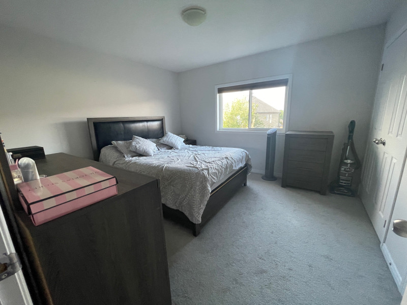 bedroom set Beds & Mattresses Kitchener / Waterloo Kijiji