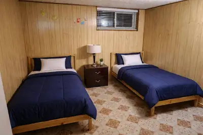 Room for Rent (Malton) – Steps to Westwood Mall & Transit! !Price: $350/month (Sharing) + $30 Utilit...