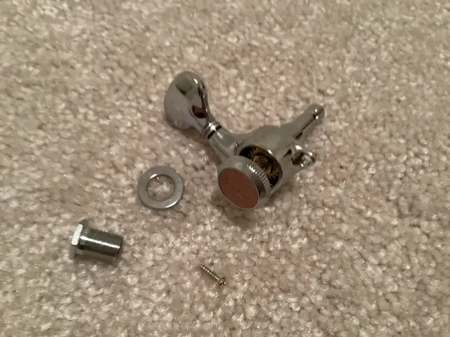 SAPHUE Six-in-line Guitar Locking Tuners in Guitars in Markham / York Region - Image 4