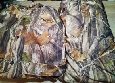 Ensemble de chasse Manteau 2 en 1  + Pantalon 2XL + 1 Hoodie A1, View more