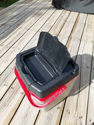 Igloo 18 Pack Cooler, View more