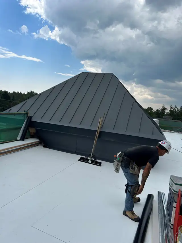 PVC Standing Seam Roof Systems in Roofing in Medicine Hat - Image 2