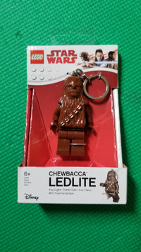 NEW Lego Chewbacca light key chain