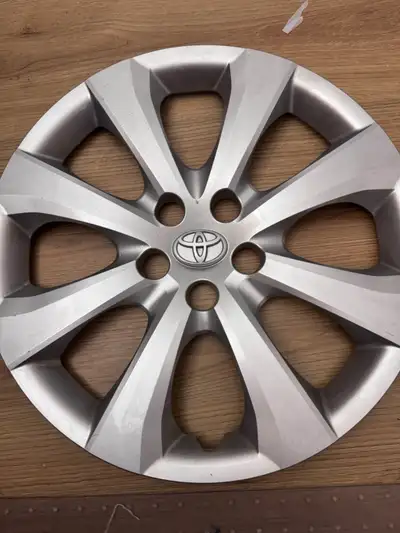 This came off my 2025 Toyota Corolla And fit 16 inch rims. Dealer price is $112 per cover. I am aski...