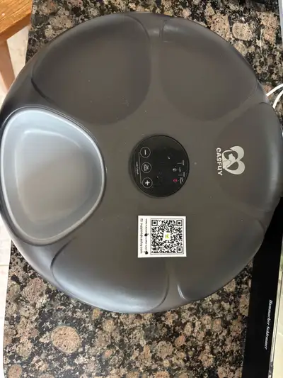 Keep your furry friend fed on schedule with this Casfuy Automatic Cat Feeder, designed with multiple...