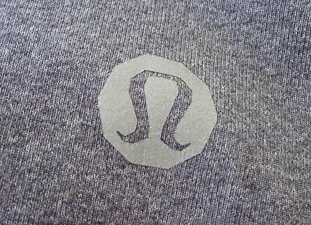 Men’s Large LULULEMON full-zip lifestyle sweatshirt. in Men's in Markham / York Region - Image 6