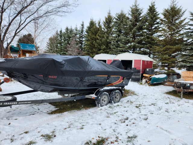 225 HP 1991 19 ft. Aluminum Sylvan eliminator full redone. in Powerboats & Motorboats in Regina - Image 3