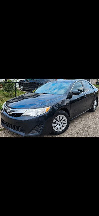 2014 Toyota CAMRY LE, FWD, 2.5L, 258k Only, $11,999.