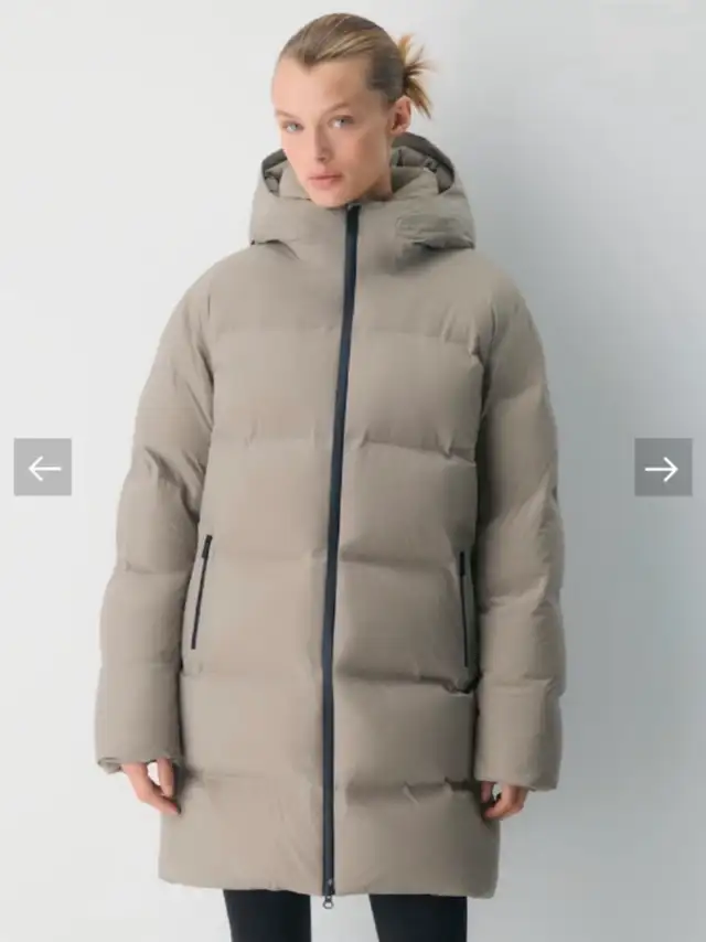 Aritzia Super Puff2O Mid Rainstop Down Jacket  in Women's - Tops & Outerwear in City of Toronto - Image 3