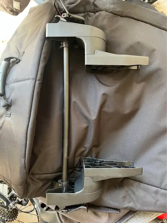 Veer Cruiser Infant Car Seat Adapter for Clek/Nuna/Cybex/Maxi-Co in Strollers, Carriers & Car Seats in Ottawa - Image 3