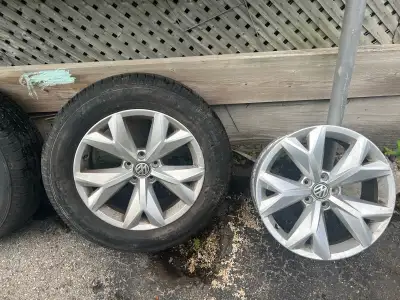 Selling OEM VOLKSWAGON RIMS 18” bolt pattern 5x112 no bends no crack couple scratches. Asking for $4...