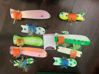 Tons of salmon fishing gear to choose from. Located in Stoney creek just off the red hill. Some stuf...