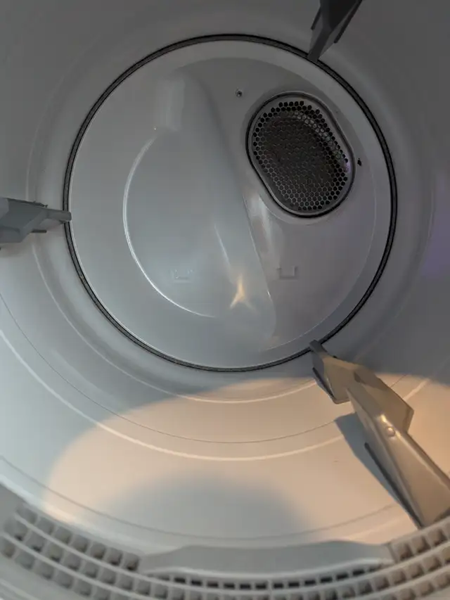 Samsung Dryer - like new barely used in Washers & Dryers in Sarnia - Image 3