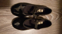 Girl's Tap Shoes