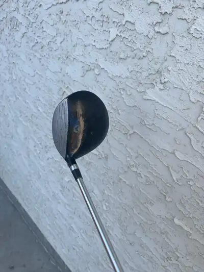 Edison driver. Too many clubs . 306-715-8867