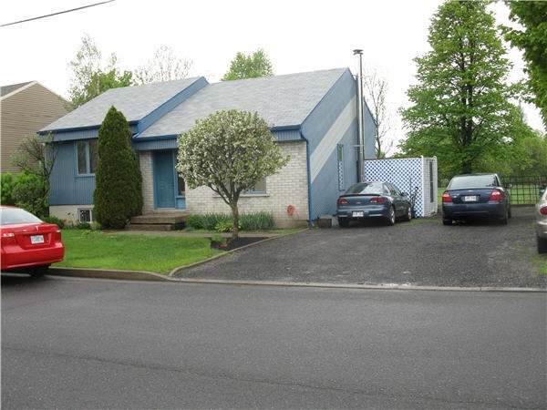 Chambre à louer : St-Henri Chrysostome Romuald — photo 1