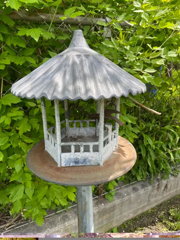 Vintage Aluminum and Cast Iron Gazebo Standing Bird Feeder in Outdoor Décor in Oshawa / Durham Region - Image 3