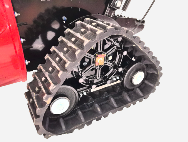 30-Inch Self-propelled Gas Snow Blower in Snowblowers in Markham / York Region - Image 5