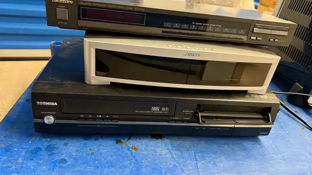 Vintage Stereo Components for sale in Stereo Systems & Home Theatre in Mississauga / Peel Region - Image 3