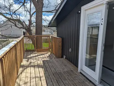 Recently renovated 2 bedroom unit in Galt, Cambridge; built to code with permits. The space offers c...