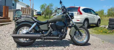 750 cc, complete custom. New carburetors, fork seals. All LED lighting. Low kms, new inspection, a m...