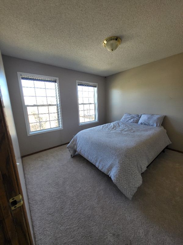 Room for rent in McKenzie Towne (SE Calgary) Room Rentals & Roommates