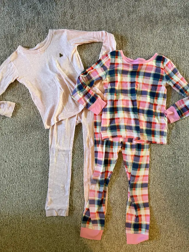 Girls Pyjamas Size 5