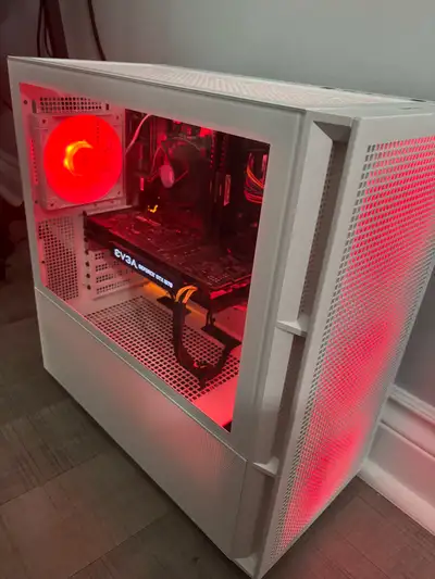 Gaming pc Comes with windows 1070 graphics card Intel cpu 16gb of ram memory Paid over $2,000 when f...