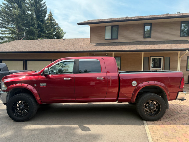 2012 ram 3500 Laramie  in Cars & Trucks in Calgary