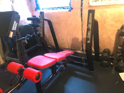 Decline bench Press, View more