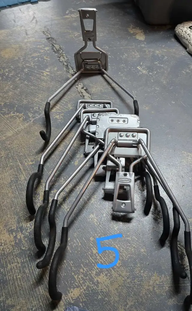 Rubbermaid fasttrack organization system in Storage & Organization in St. Albert - Image 8