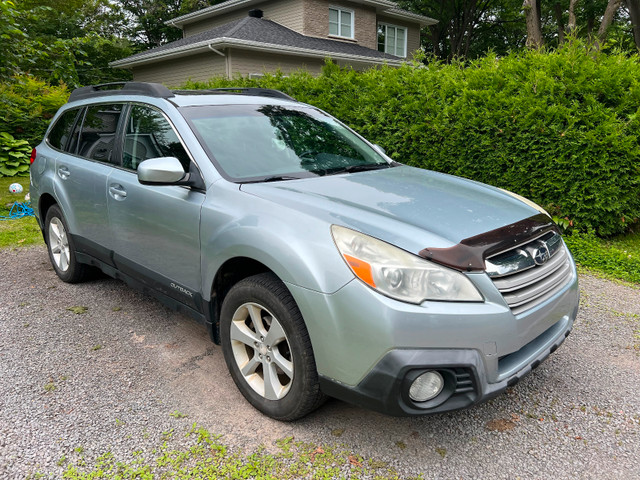 Subaru Outback Touring 2014 dans Autos et camions  à Ville de Québec