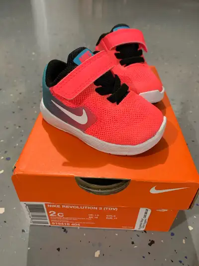 Nike Revolution 3, View more