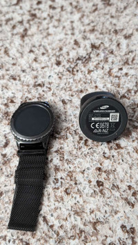 Samsung Gear S2 Classic smartwatch 