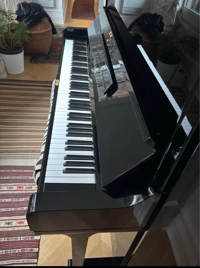 piano professionnel Yamaha U3 in Pianos & Keyboards in City of Montréal - Image 4