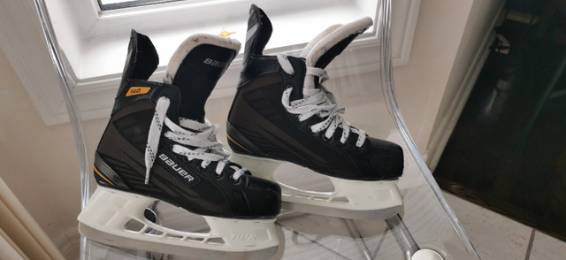 Ice skates Bauer size 3 youth  in Skates & Blades in Mississauga / Peel Region