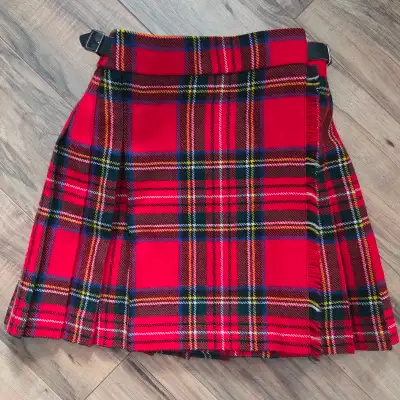Children's (age 4) red plaid 100% WOOL kilt from Scotland, View more