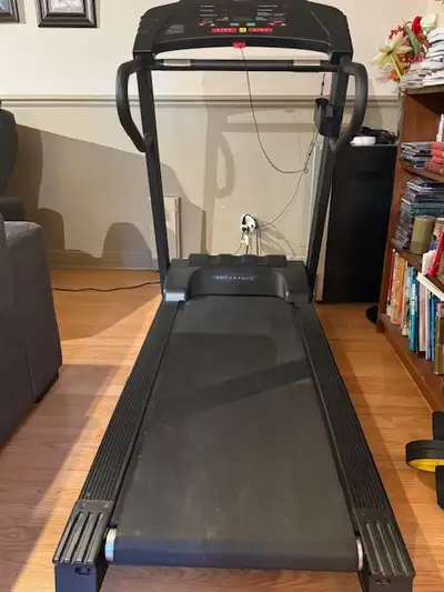 Tapis roulant / treadmill, View more