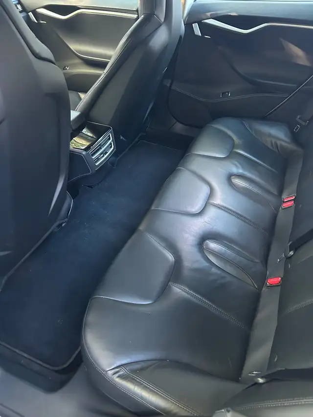 Tesla Model S 85 2013597331699828019208