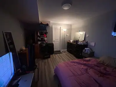 Accommodation Available – January 2026 (1 Month Only) Master bedroom available for 1 month in Kitche...