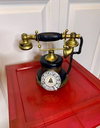 Vintage Coin Bank Telephone