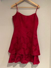 RED COCKTAIL DRESS / ROBE COCKTAIL ROUGE