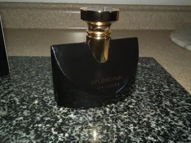 Splendida Bvlgari Jasmin Noir by Bvlgari for Women - 100ml in Multi-item in City of Toronto - Image 4