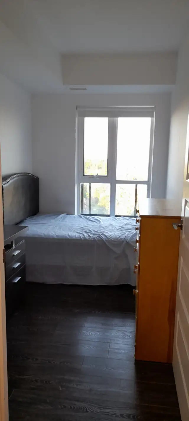 Room with private Bathroom Near UW & Laurier in Room Rentals & Roommates in Kitchener / Waterloo - Image 3