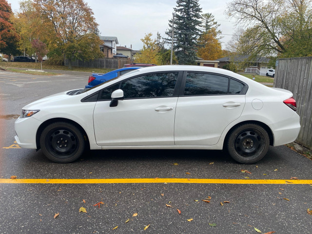 2013 Honda civic automatic in Great condition in Cars & Trucks in Mississauga / Peel Region - Image 3