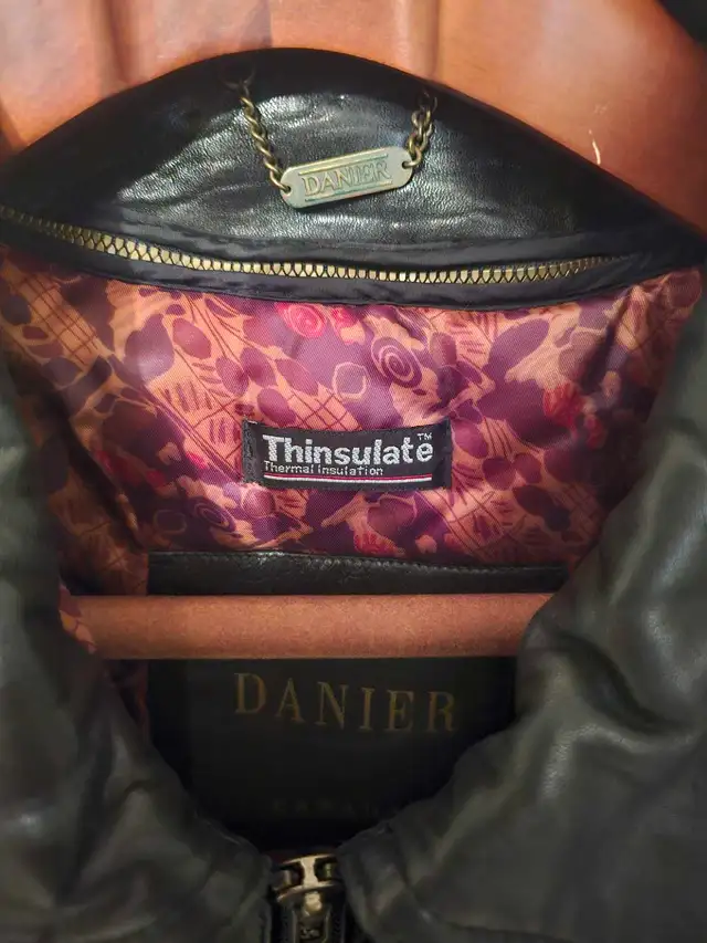 vintage danier mens leather jacket size large in Men's in Kingston - Image 4