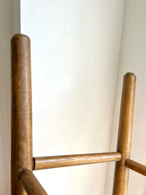 Vintage Wood Stool in Other in Markham / York Region - Image 5