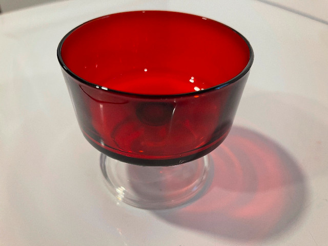 4 Red Luminarc Cranberry Glass dessert bowls in Kitchen & Dining Wares in Dartmouth